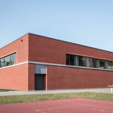 One-Field Sports Hall for the Special Schools in Salzwedel: A Versatile Community Space