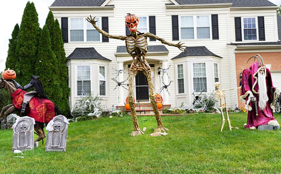 Timing Your Halloween Decor: Finding the Sweet Spot