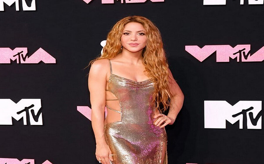 Shakira's Iconic Fashion Moments