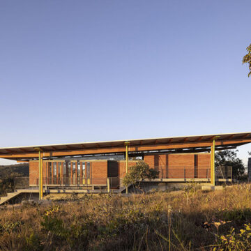 Embracing Nature: Palicourea House