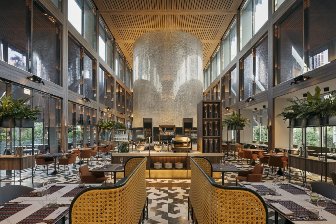 Embracing Tropical Hospitality: Pan Pacific Orchard Hotel - designboomers